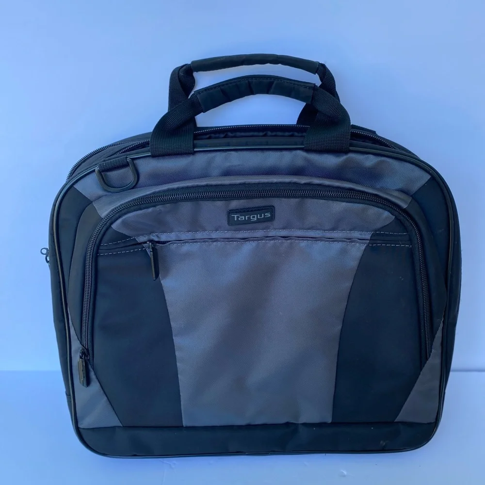 Targus - Black polyester slim laptop with gray trim briefcase, 15.6”W/13”H/4”D